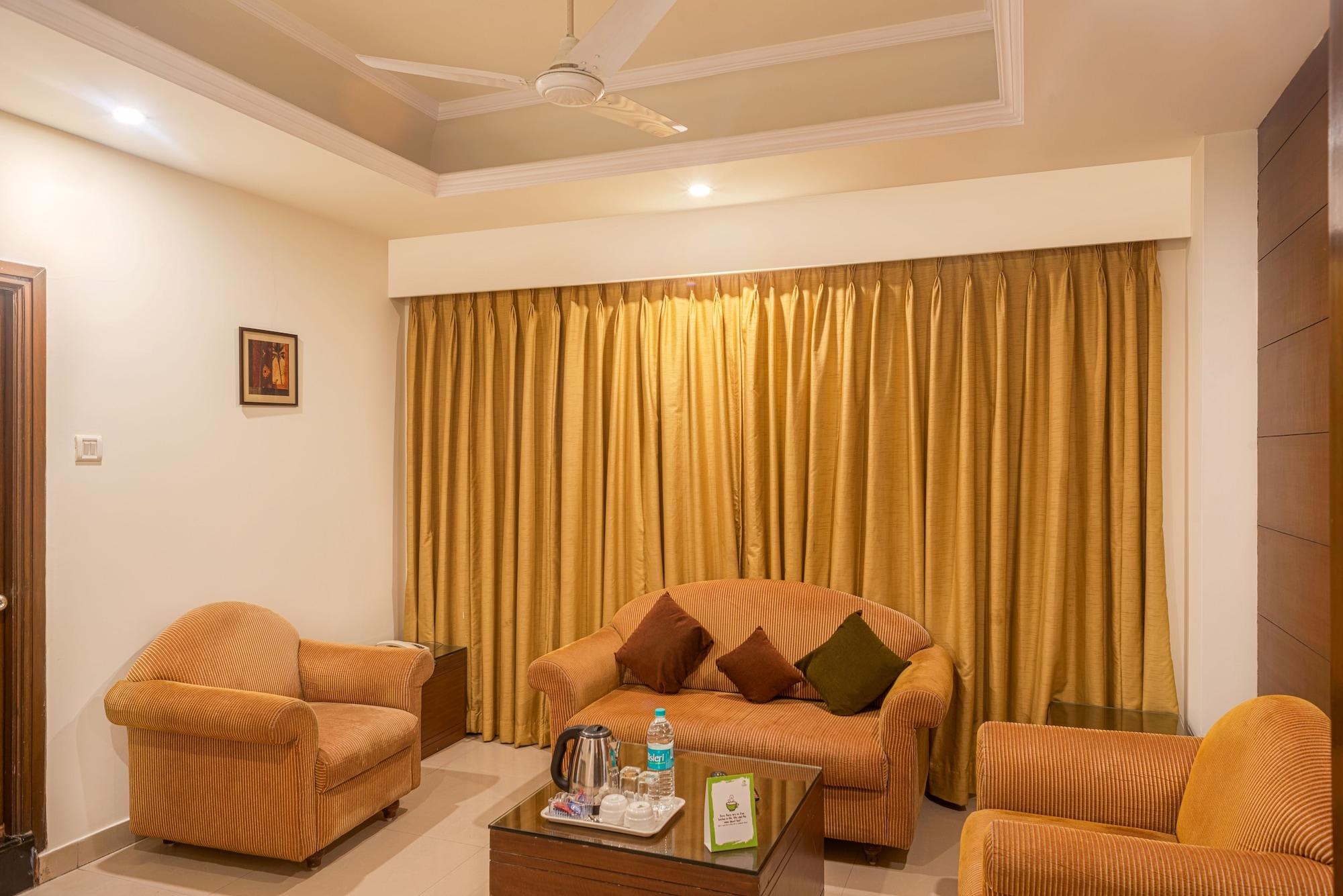 Treebo Trend Grand Plaza Nampally Hyderabad Exteriör bild
