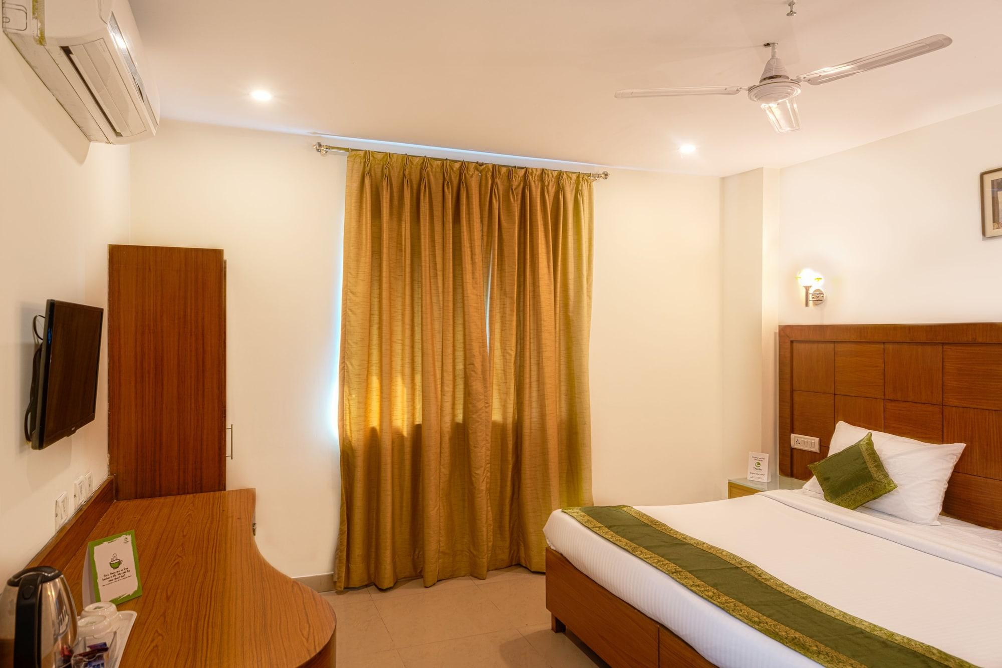 Treebo Trend Grand Plaza Nampally Hyderabad Exteriör bild