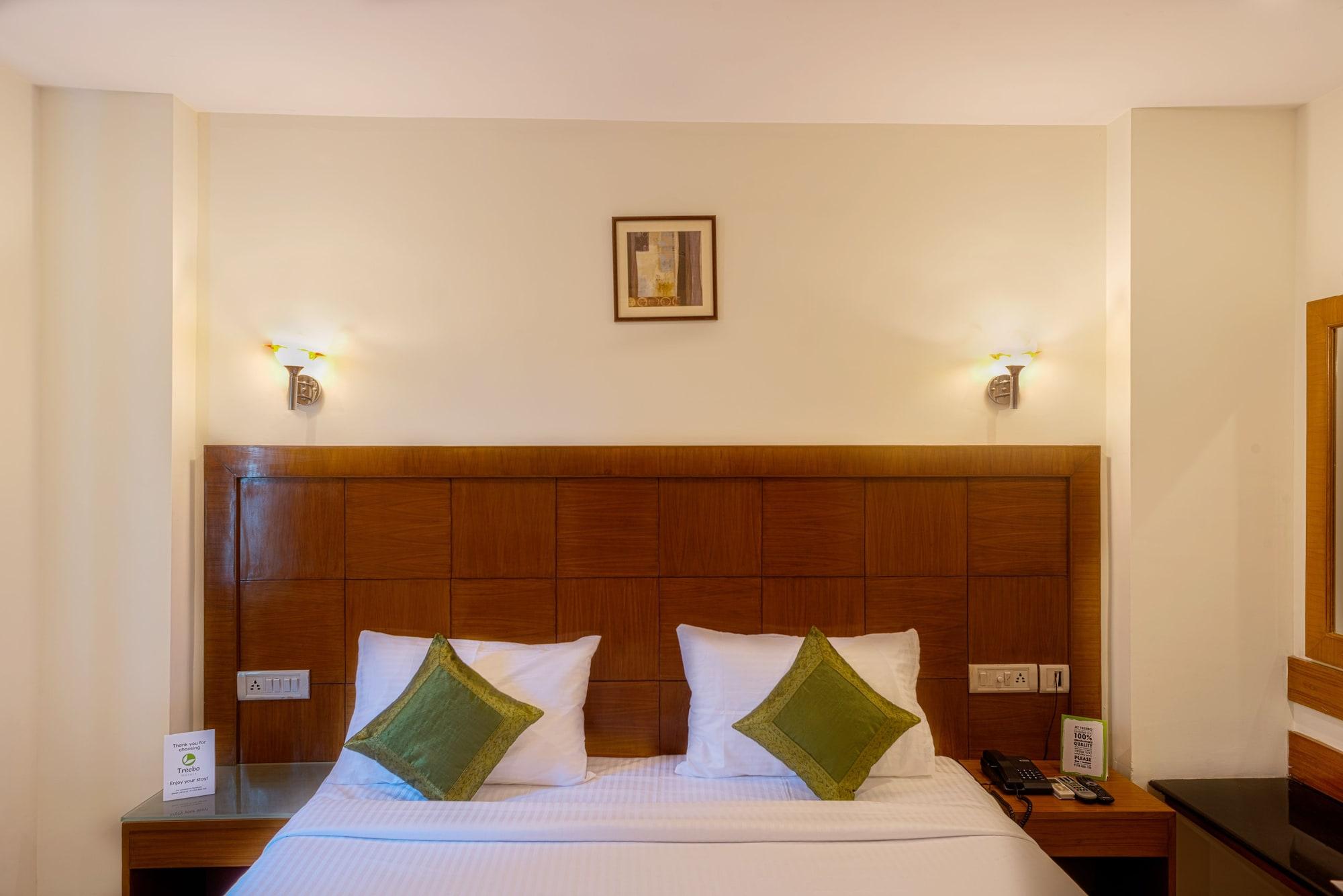Treebo Trend Grand Plaza Nampally Hyderabad Exteriör bild