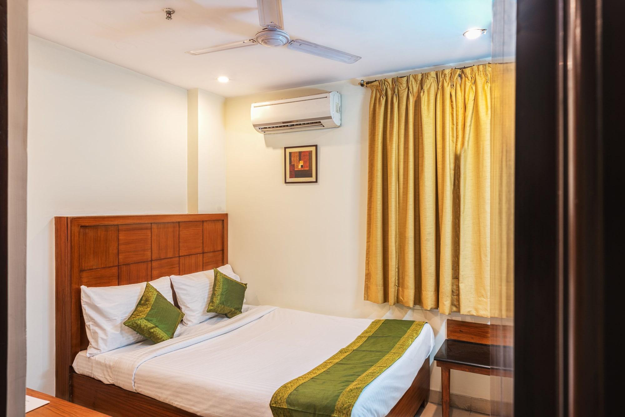 Treebo Trend Grand Plaza Nampally Hyderabad Exteriör bild