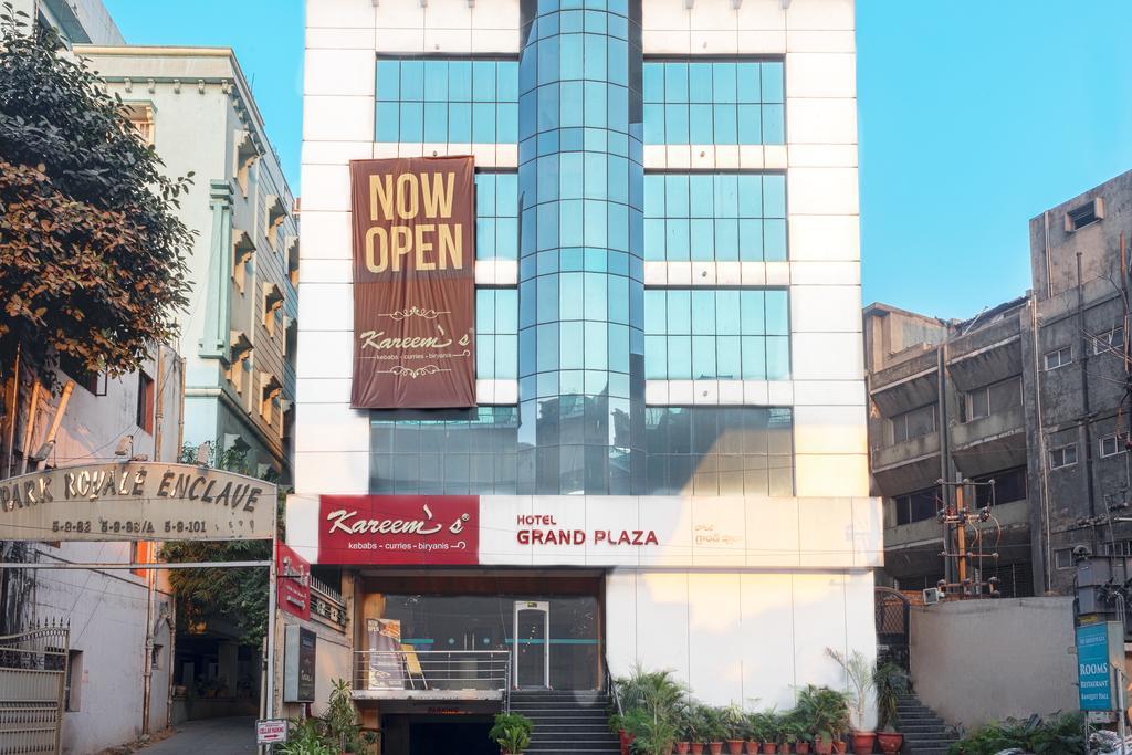 Treebo Trend Grand Plaza Nampally Hyderabad Exteriör bild